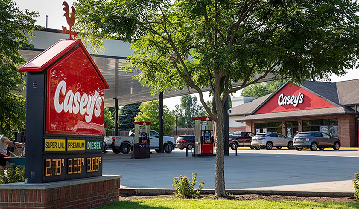 casey's-storefront.