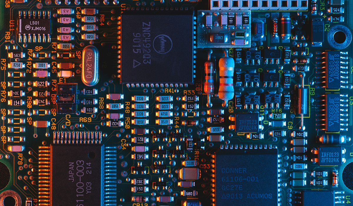 tech-computer-stock.